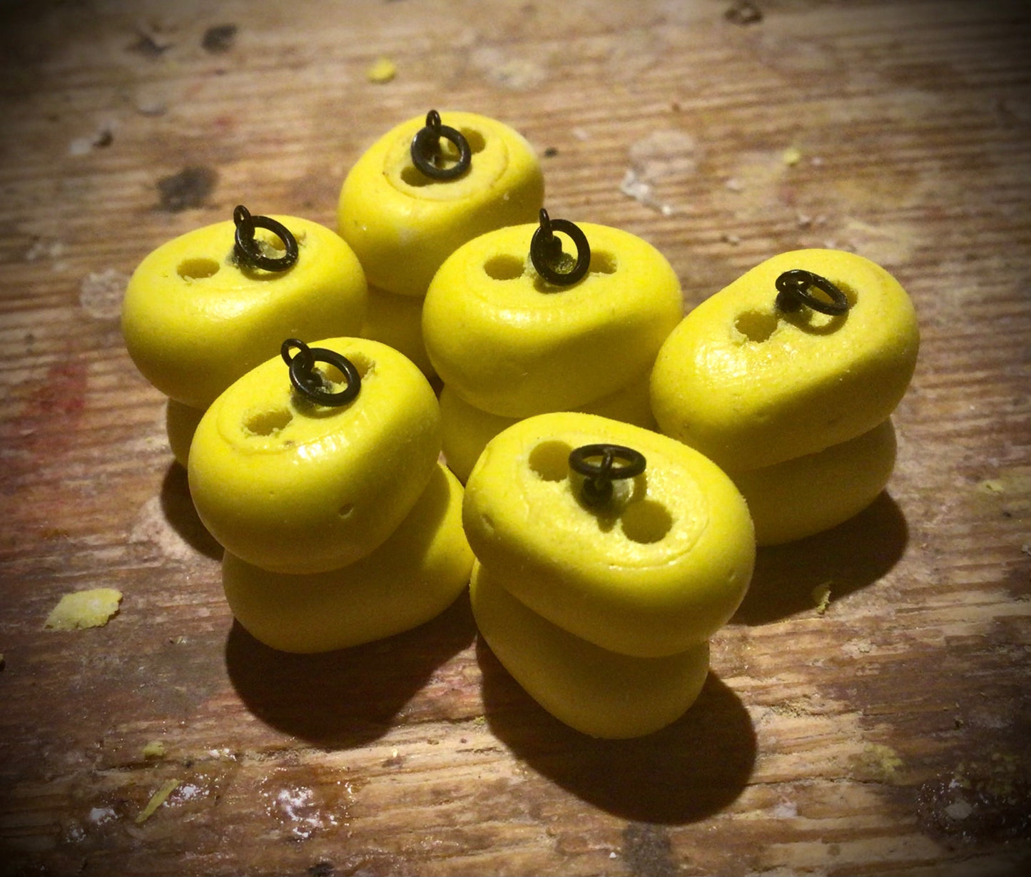 3x Double chunky epoxy corns with ring swivel.