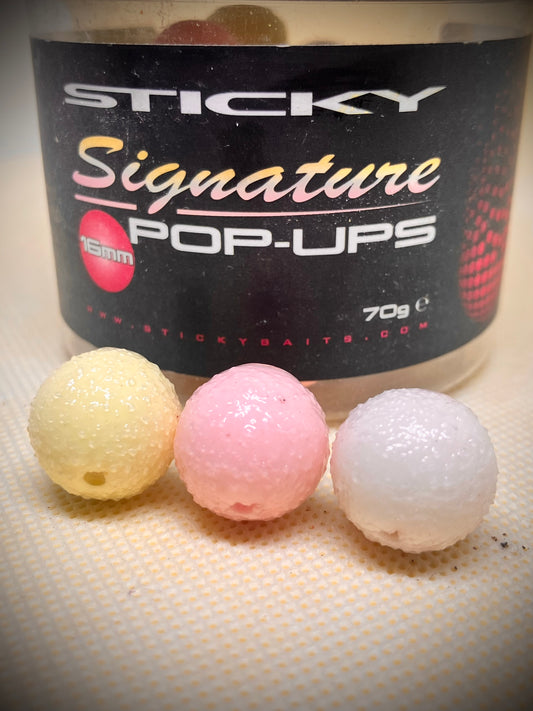 3x Sticky baits signature with hook ring swivels