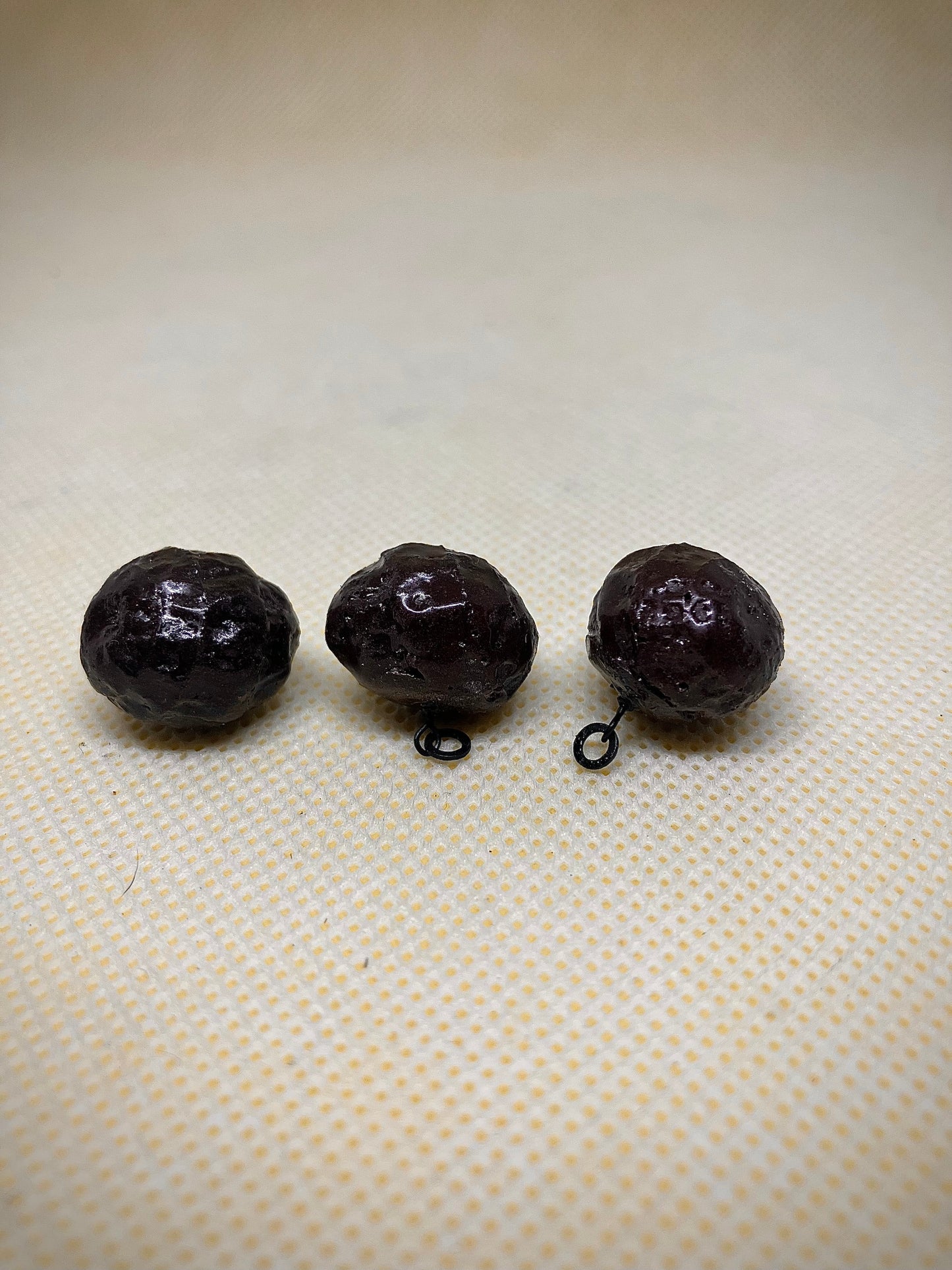 3x Black tiger nuts 14/15mm on hook ring swivels. *read description*
